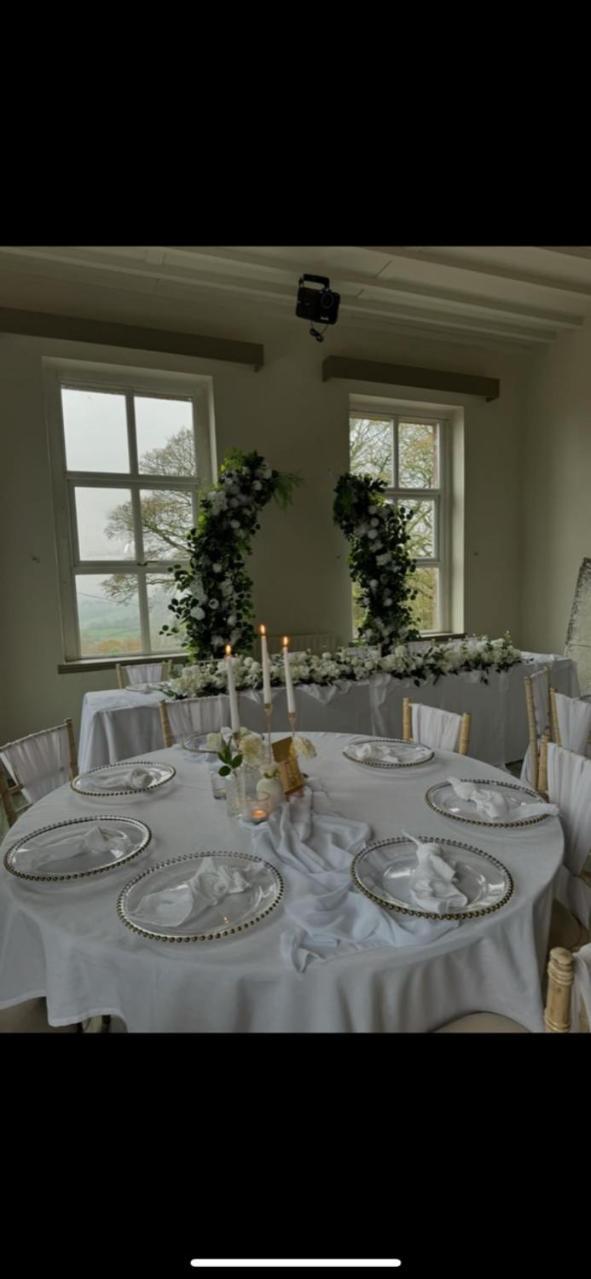 Whiston Hall ภายนอก รูปภาพ